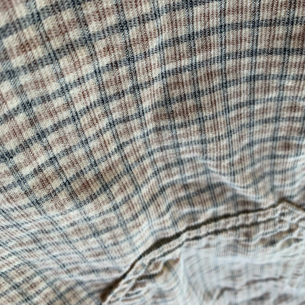Cropped flannel (IN GREAT SHAPE!)